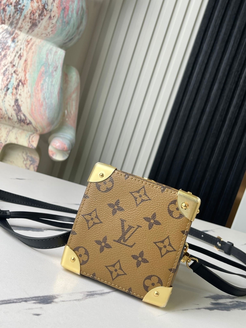 LV Bucket Bags